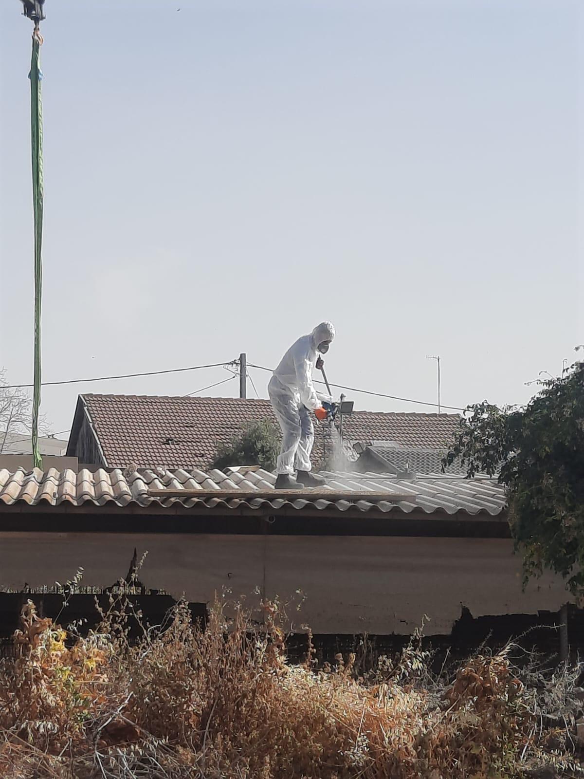 ריסוס גג רעפים ואסבסט